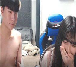校花和男主播一起做爱2000218-003708 mp4