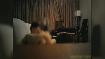 91打炮猛如欧美男优的大神重金约炮极品174高挑大长腿赛车制服女模抱起来爆操干的妹子说不行了720P高清