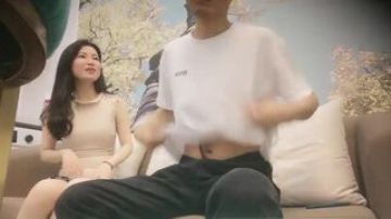 短裙少妇TP啪啪，调情一番再开干上位骑坐抽插喊很紧