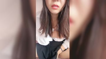 二零二三五月十三号-最新精选美女直播草莓少女