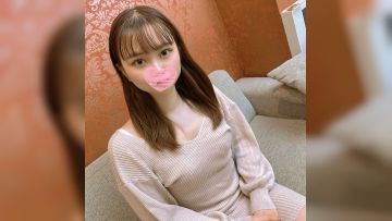 湿漉漉地责备梦想着漂亮约会的美女。-cd3