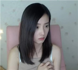 酷似奶茶的韩国女主播