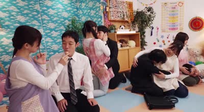 OFSD-022 童心に返って甘えたい男子のオアシス！おとな保育园 エッチな巨乳保育士がバブみ全开のヌキヌキ保育で愈してくれる！