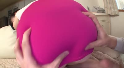 SSNI-600因为屁股太大从小老是受到突然袭击烦恼不已的神木真秀